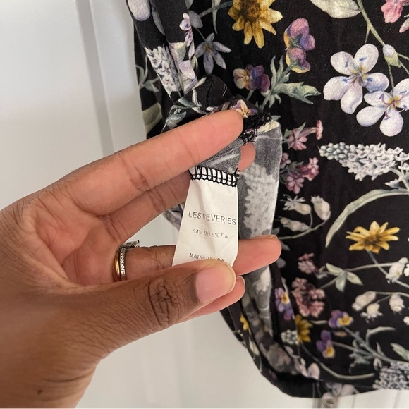 LES REVERIES PEEK-A-BOO TOP - Picture 7 of 7